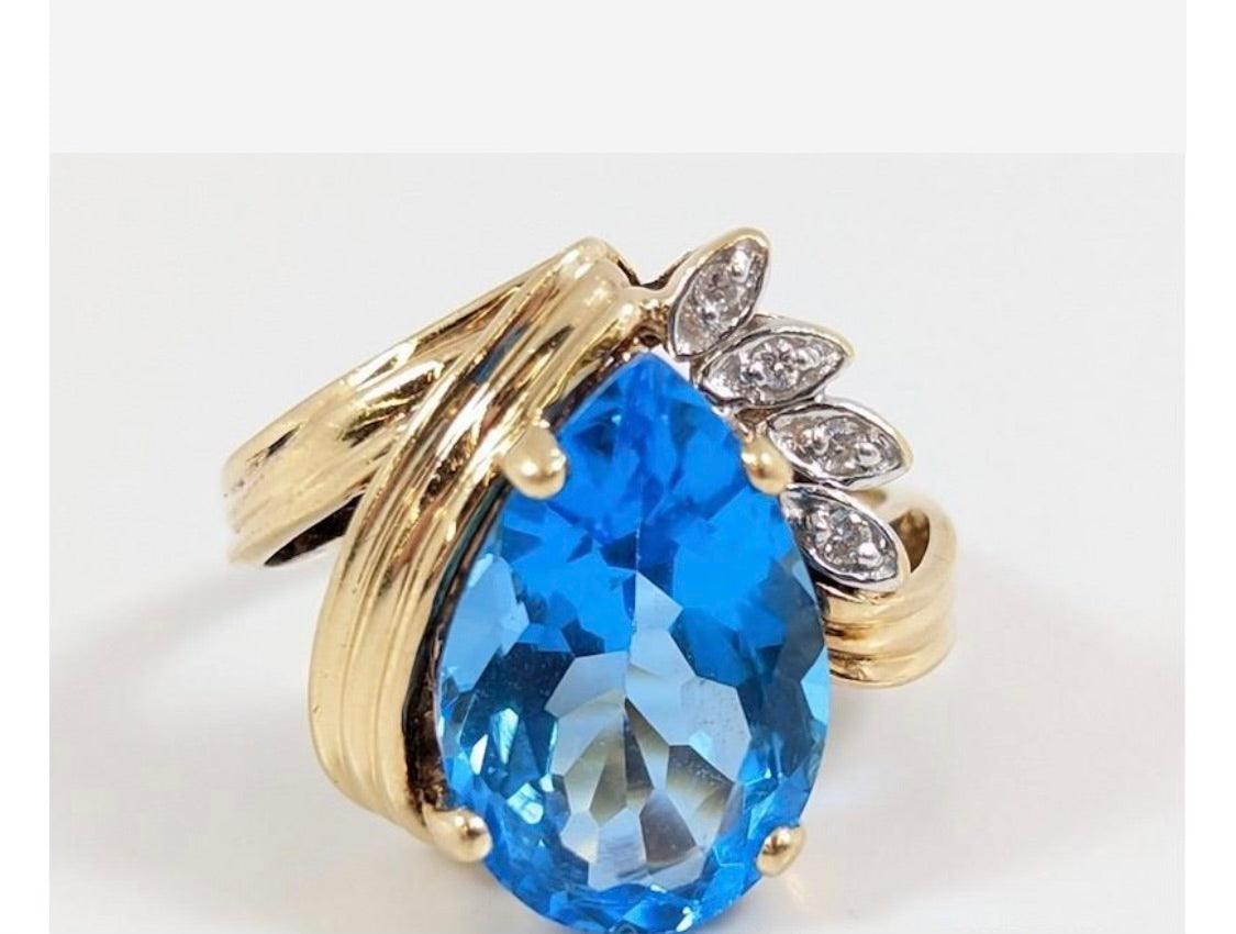 Introducing our Exclusive Diamond Statement Ring!